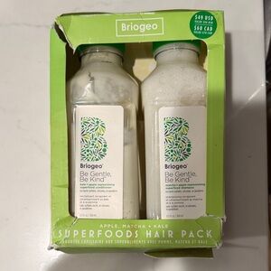 Briogeo Be Gentle, Be Kind Superfoods Hair Pack - Green and White